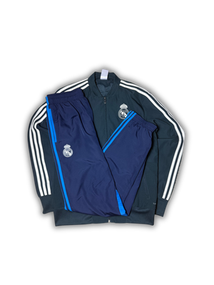 Adidas Trainingsanzug (S)