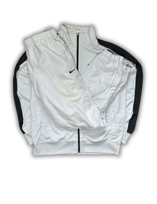 NIKE TRAININGSANZUG (S)